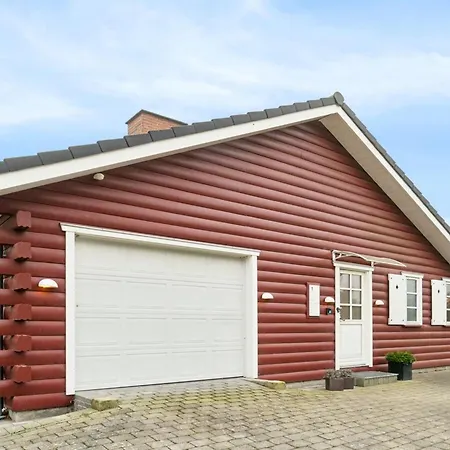 Ingert - 1km From The Sea By Interhome *