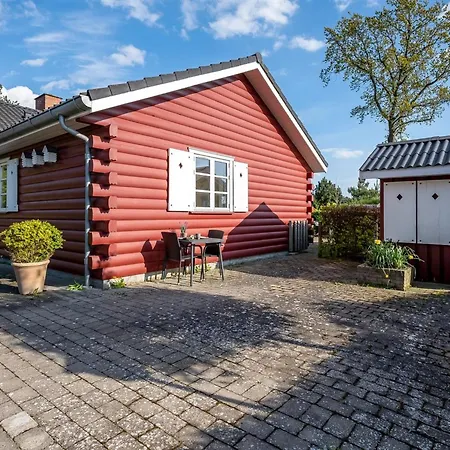 Ingert - 1km From The Sea By Interhome *